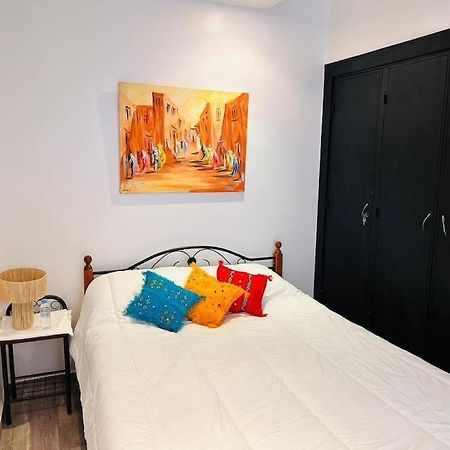 Charmant Appartement Avec Piscine 2Chambres Au Coeur De Gueliz Марракеш Экстерьер фото
