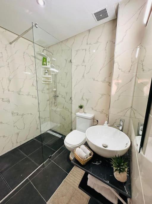 Charmant Appartement Avec Piscine 2Chambres Au Coeur De Gueliz Марракеш Экстерьер фото